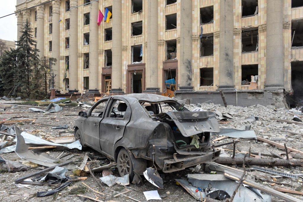 Ostatnie wieści o wojnie między Rosją a Ukrainą: atak na Charków wraz z nasileniem inwazji pod Kijowem