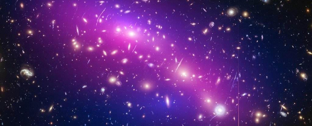 Nowa teoria sugeruje, że ciemna materia może być dodatkowym kosmicznym uchodźcą