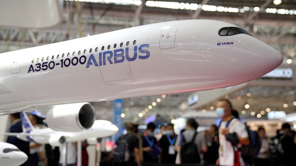 Qantas przełamuje barierę latania w Londynie, kupując samolot Airbus