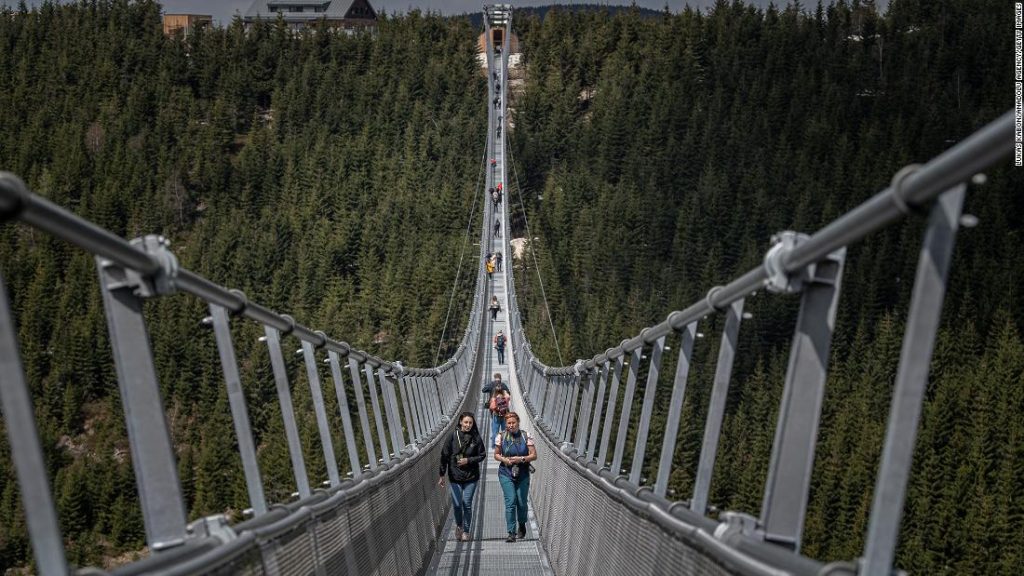 W Czechach zostaje otwarty najdłuższy na świecie wiszący most dla pieszych