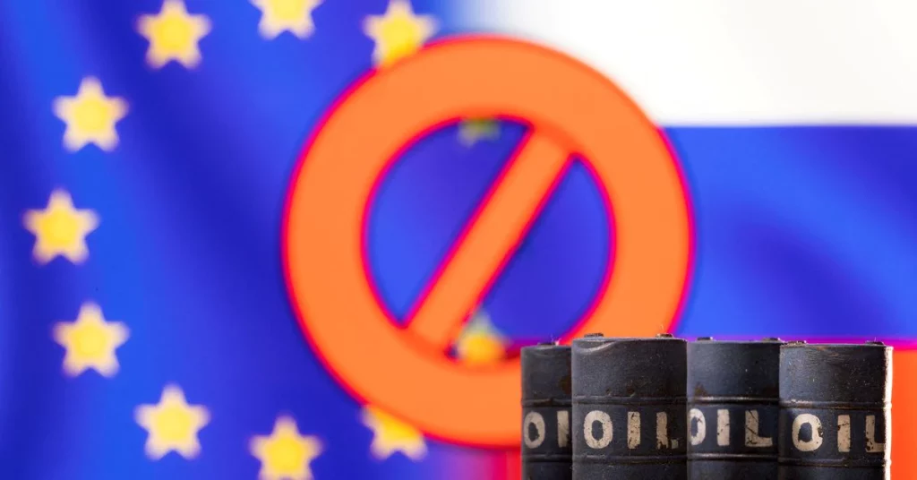 UE dostosowuje rosyjski plan sankcji naftowych, aby zdobyć poparcie niechętnych krajów - źródła