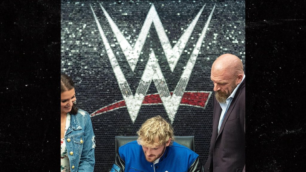 Logan Paul podpisuje kontrakt z WWE