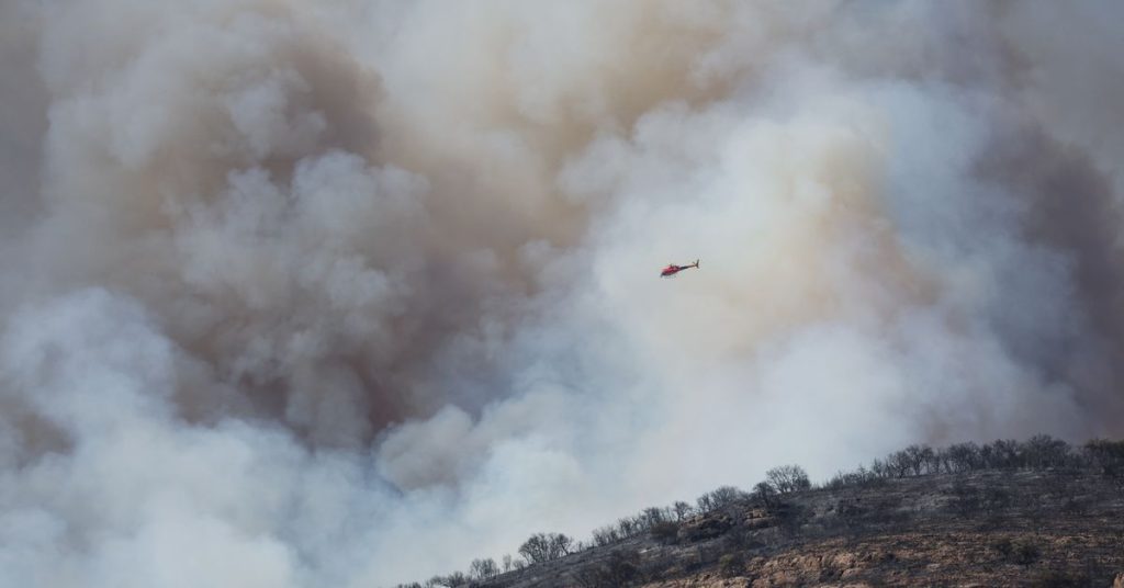 Hiszpania walczy z pożarami, cierpiąc z powodu fali upałów