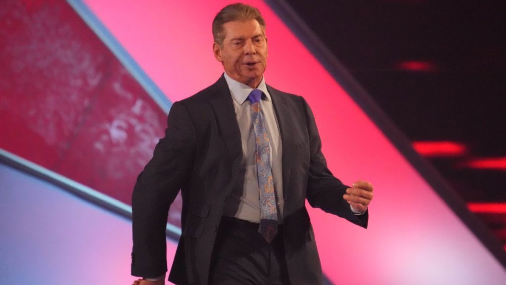 Raport - Rada Dyrektorów WWE rozpoczyna dochodzenie w sprawie rzekomego 3 milionów dolarów odszkodowania za milczenie byłego pracownika, dyrektora generalnego Vince'a McMahona