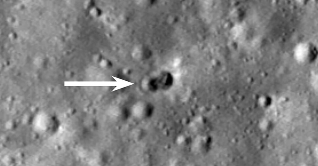 Znaleźli dwa nowe kratery na powierzchni księżyca i odkryli nową tajemnicę