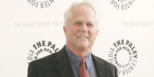 Tony Dow, lepiej znany jako Wally Cleaver "Zostaw to bobrowi," Pod opieką osób starszych w swoim kraju "ostatnie godziny," Jego syn opowiada Fox News Digital.