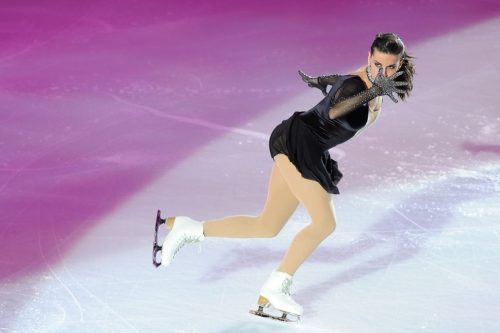 Profesjonalna łyżwiarka figurowa Valentina Marchi.