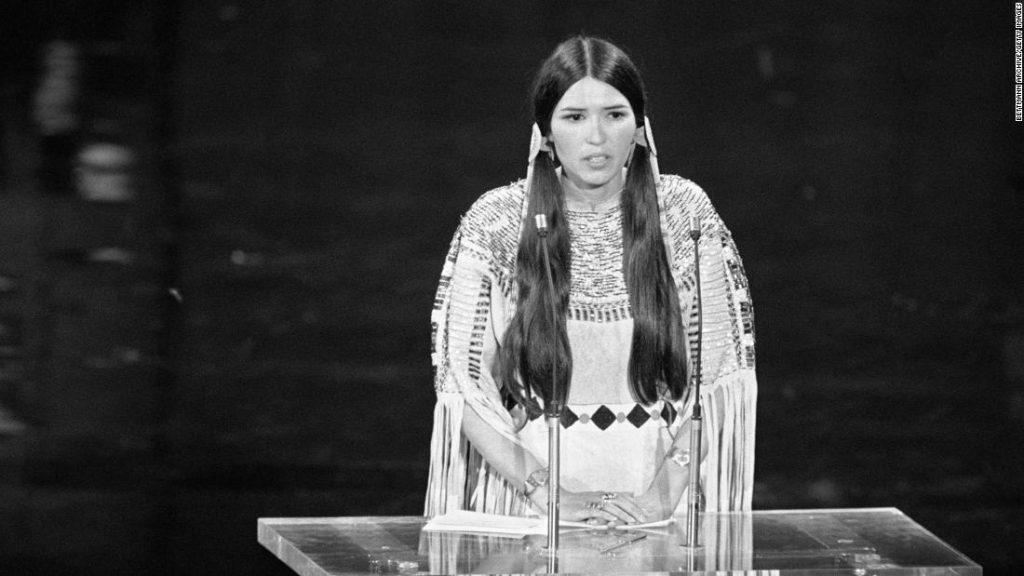 Akademia przeprasza Sacheen Littlefeather, która odrzuciła Oscara w imieniu Marlona Brando