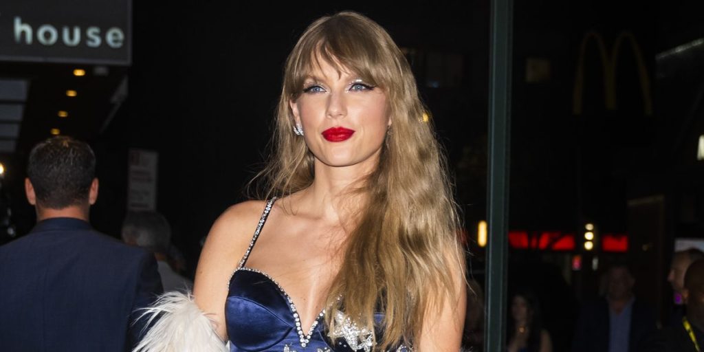 Taylor Swift dokucza modą o północy na After Party VMA