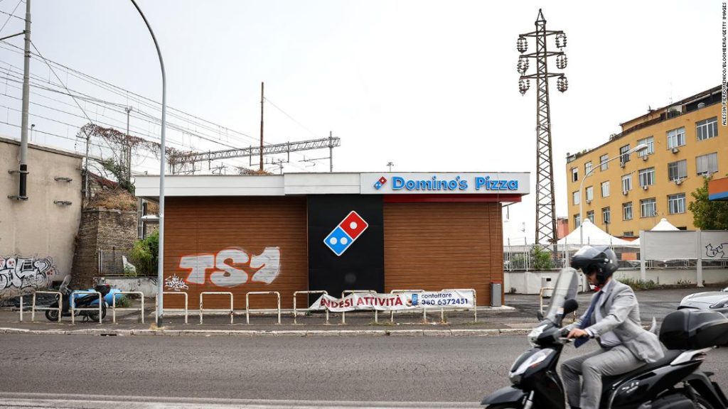 Domino's próbowało sprzedać pizzę Włochom.  Przegrany