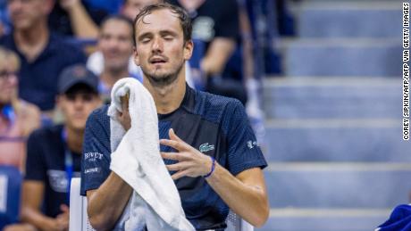 Czołowy rozstaw Daniil Miedwiediew pokonał Nicka Kyrgios na US Open