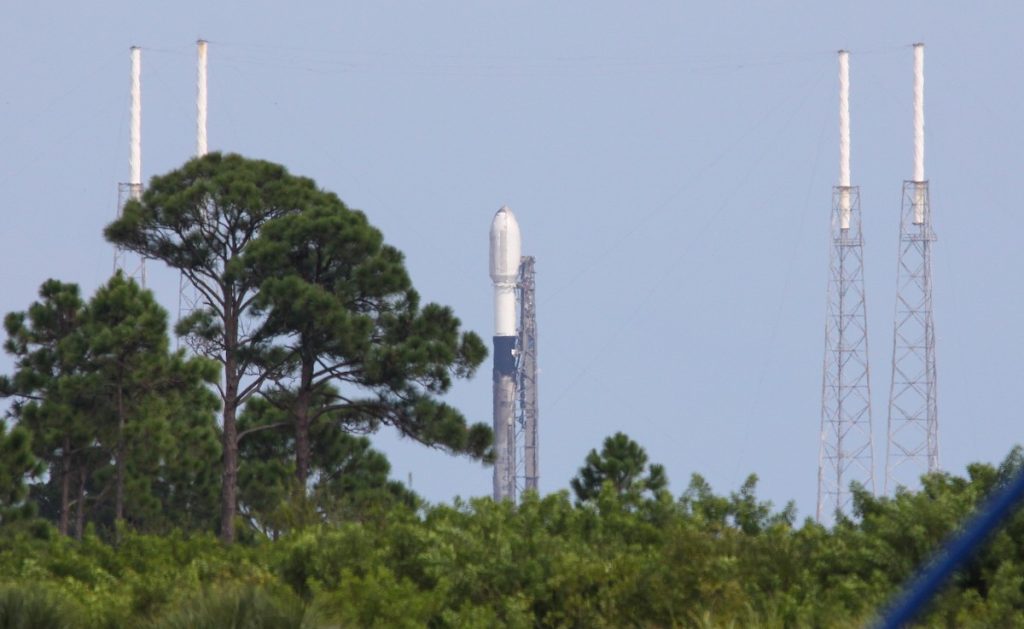 SpaceX przygotowuje się do kolejnej próby wystrzelenia Falcona 9 dziś wieczorem – kosmiczny lot teraz