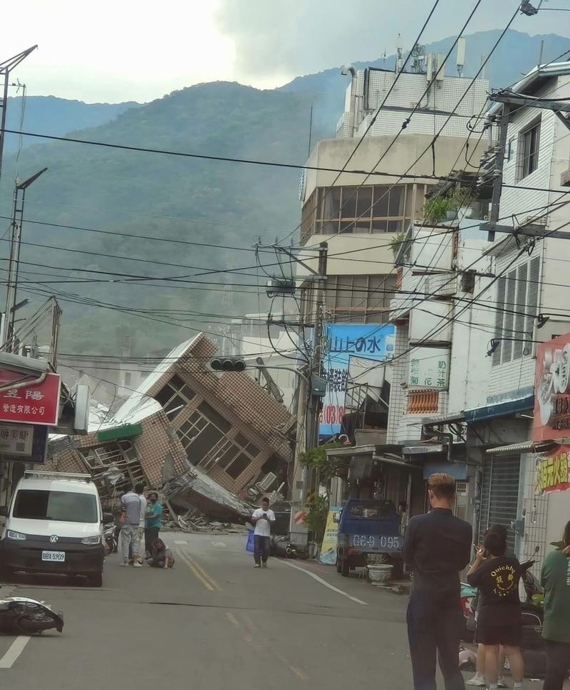 Trzęsienie ziemi na Tajwanie: ostrzeżenie o tsunami po trzęsieniu ziemi o magnitudzie 6,9