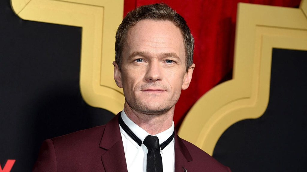 Neil Patrick Harris skrytykował online za Nicka Jonasa, mówiąc: „Jak celebrytom uchodzi to na sucho?