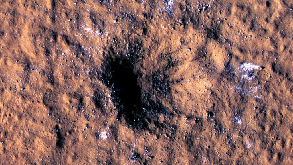 Ogromny meteor uderzył w Marsa.  Potem NASA dokonała jeszcze większego odkrycia.