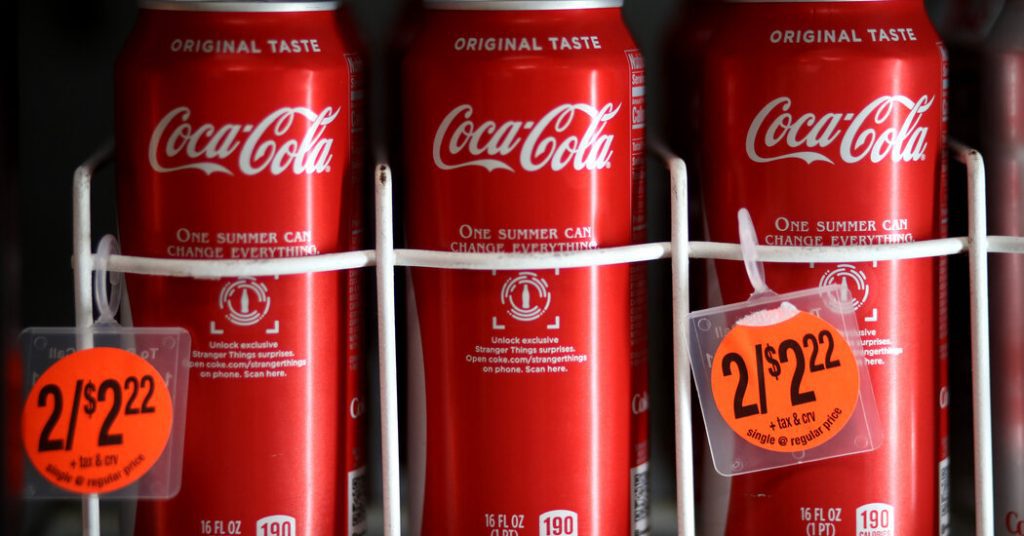 Zarobki Coca-Coli w trzecim kwartale przełamują obawy związane z inflacją