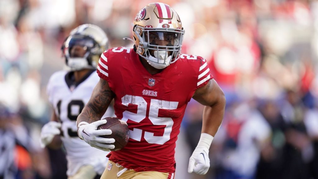 49ers uważają, że RB Elijah Mitchell skręcił MCL w lewym kolanie