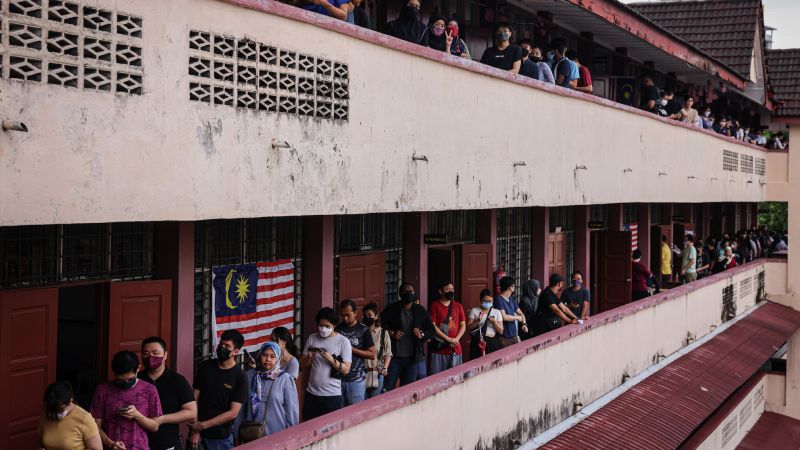 Malezja po raz pierwszy w historii stoi w obliczu zawieszonego parlamentu