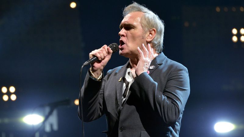 Morrissey niepokoi tłum po zakończeniu koncertu po 30 minutach